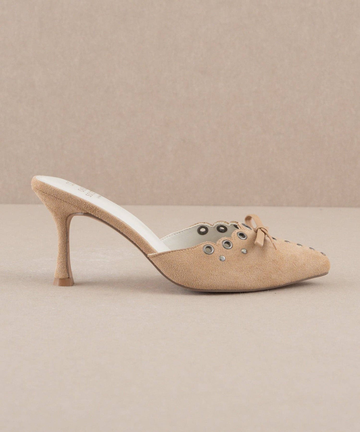 The Meridian Sand | Kitten Heel