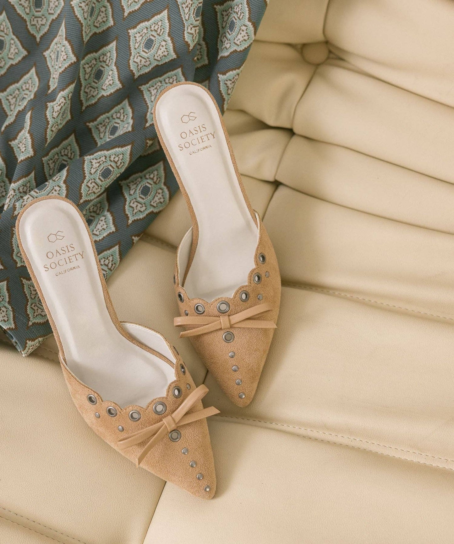 The Meridian Sand | Kitten Heel